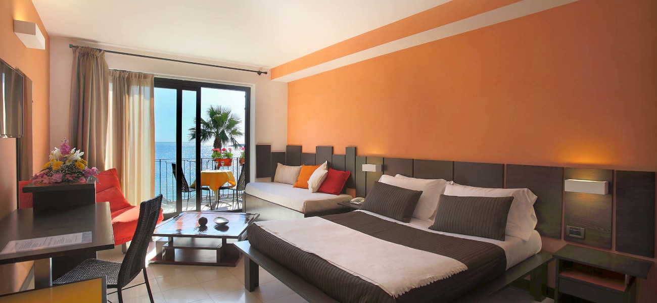 Hotel San Giovani - Junior Suite con Balcone - Giardini Naxos